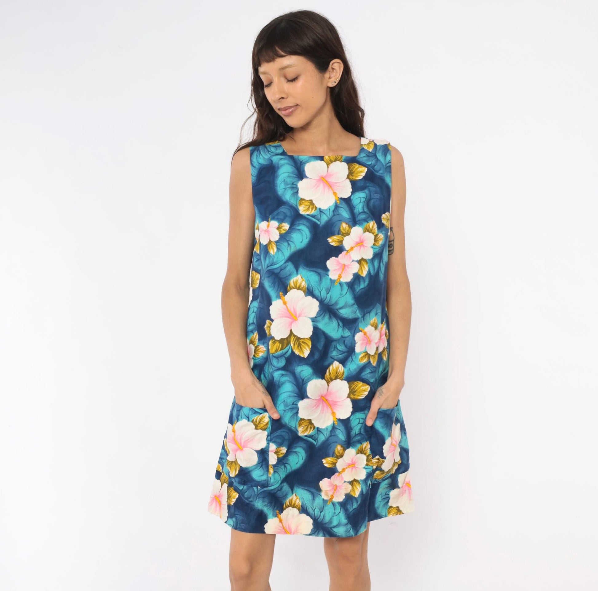 80s Hawaiian Hibiscus Shift Dress Navy Teal Pink Floral Cotton Medium