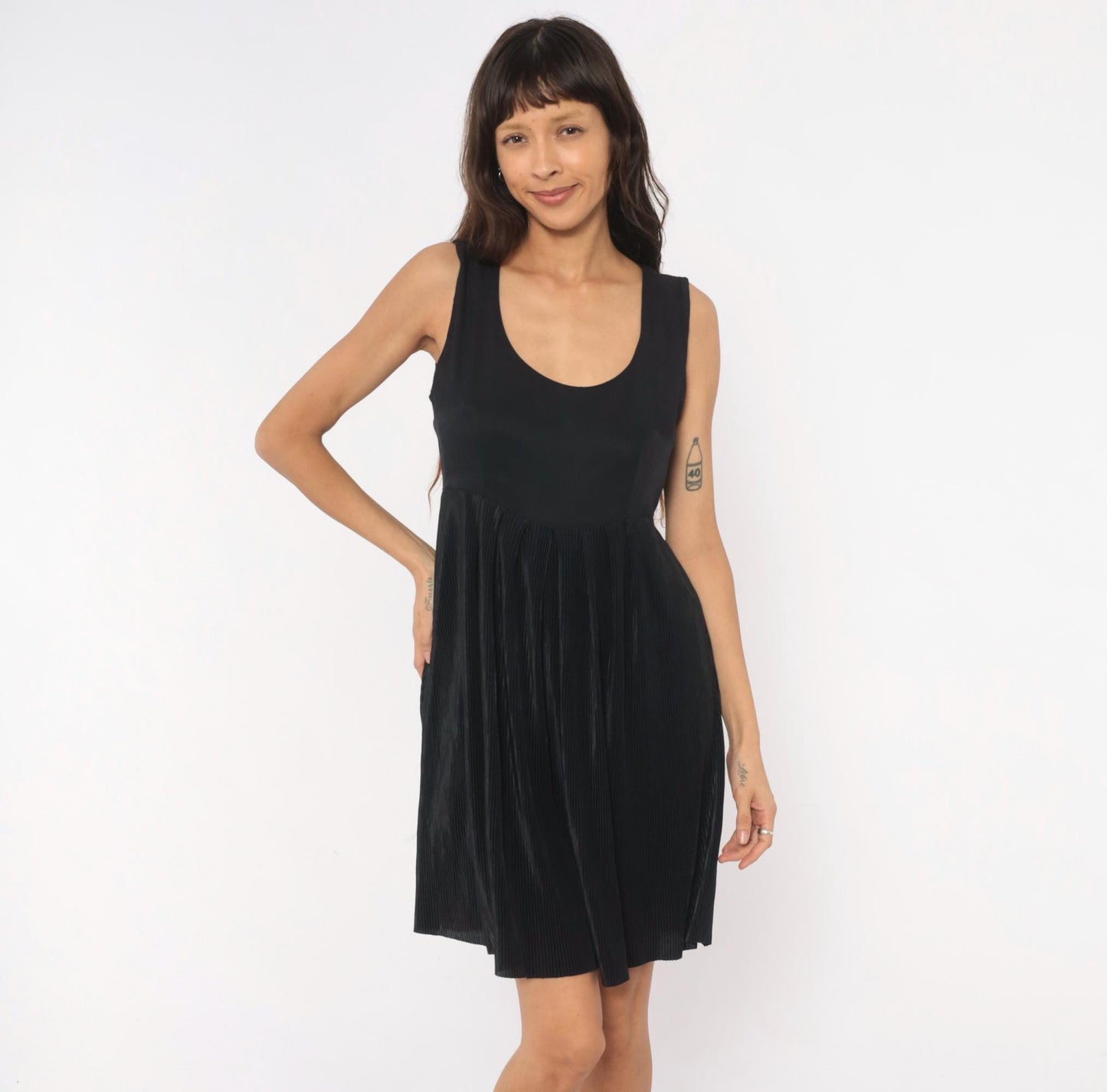 90s Elisse Black Pleated Mini Dress Scoop Neck Sleeveless Medium M