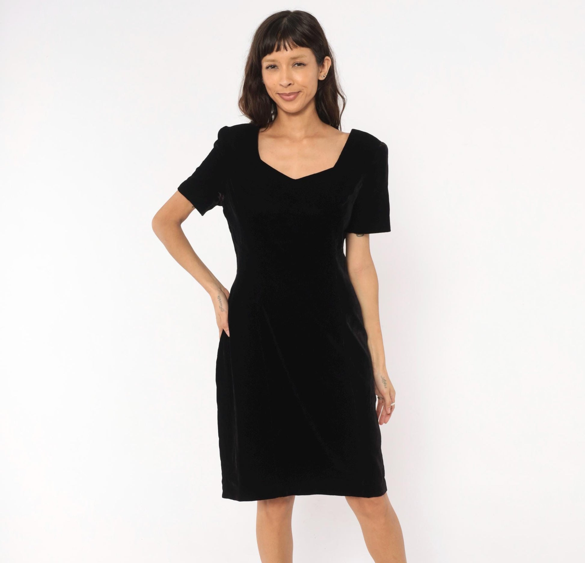90s Maggy London Black Velvet Cocktail Dress Sweetheart Neckline Medium M