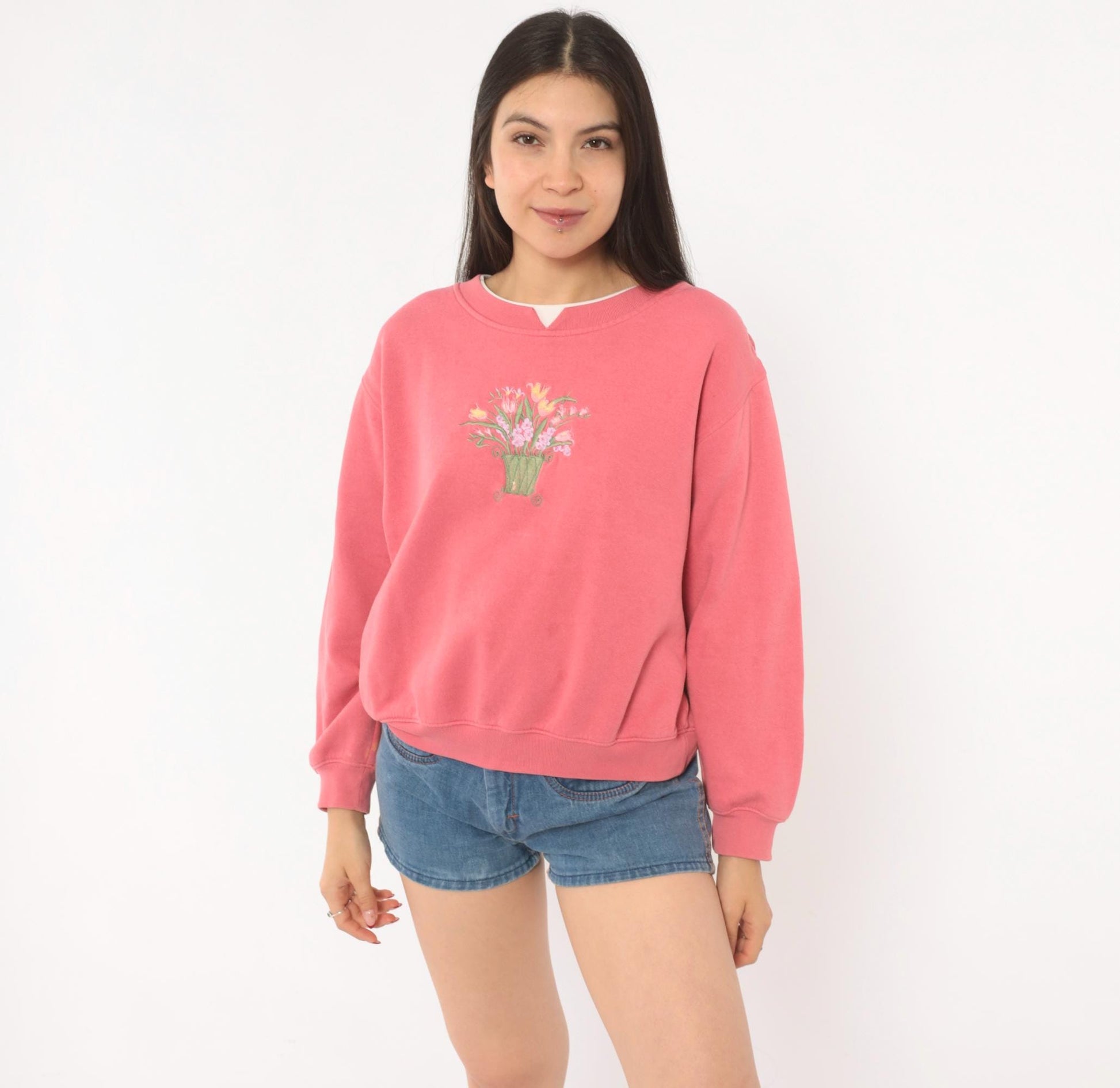 90s Floral Embroidered Sweatshirt Rose Pink Tulip Basket Cotton Medium