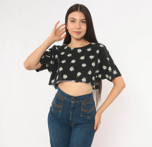 90s Lizsport Daisy Crop Top Black White Floral Cotton Tee Small