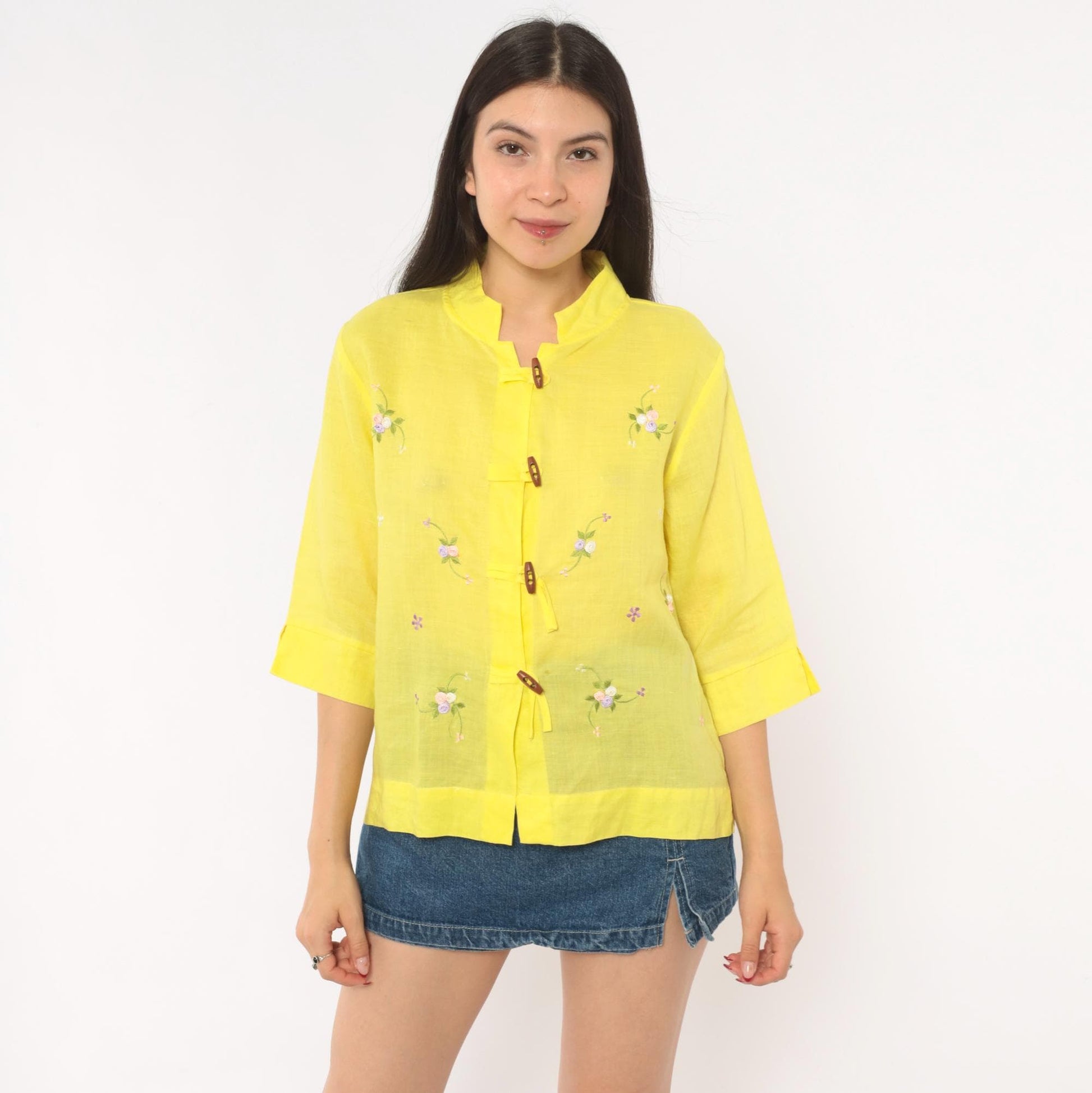 80s Yellow Embroidered Floral Mandarin Collar Blouse Cotton Three Quarter Sleeve Medium