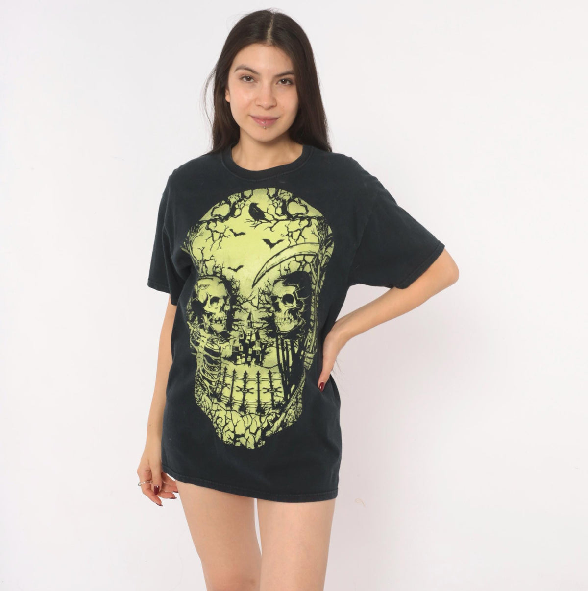 Y2K Skull Graveyard Graphic Tee Fruit of the Loom Black Cotton Medium