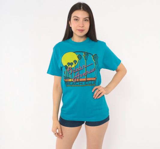 80s Chemise D'Sol Ocean Avenue Beach Club Teal Graphic Tee Palm Tree Sunset Small