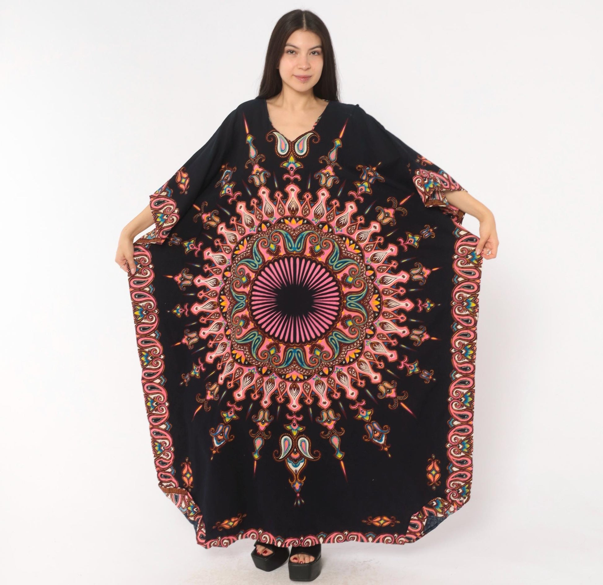 2000s Black Mandala Kaftan Paisley Print Pink V-Neck Bat Wing Maxi Dress One Size