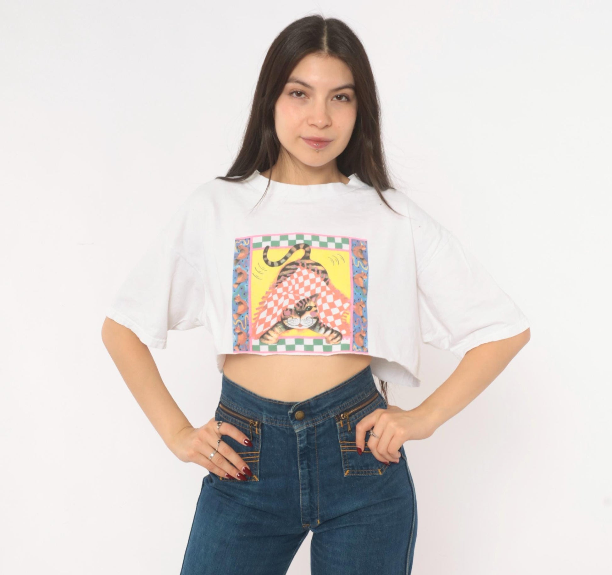 90s Fruit Of The Loom Cat Checkered Graphic Crop Top White Cotton Medium
