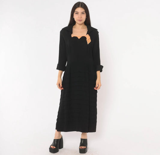 1940s Black Velvet Maxi Dress Scalloped Neckline Tiered Skirt Extra Large XL