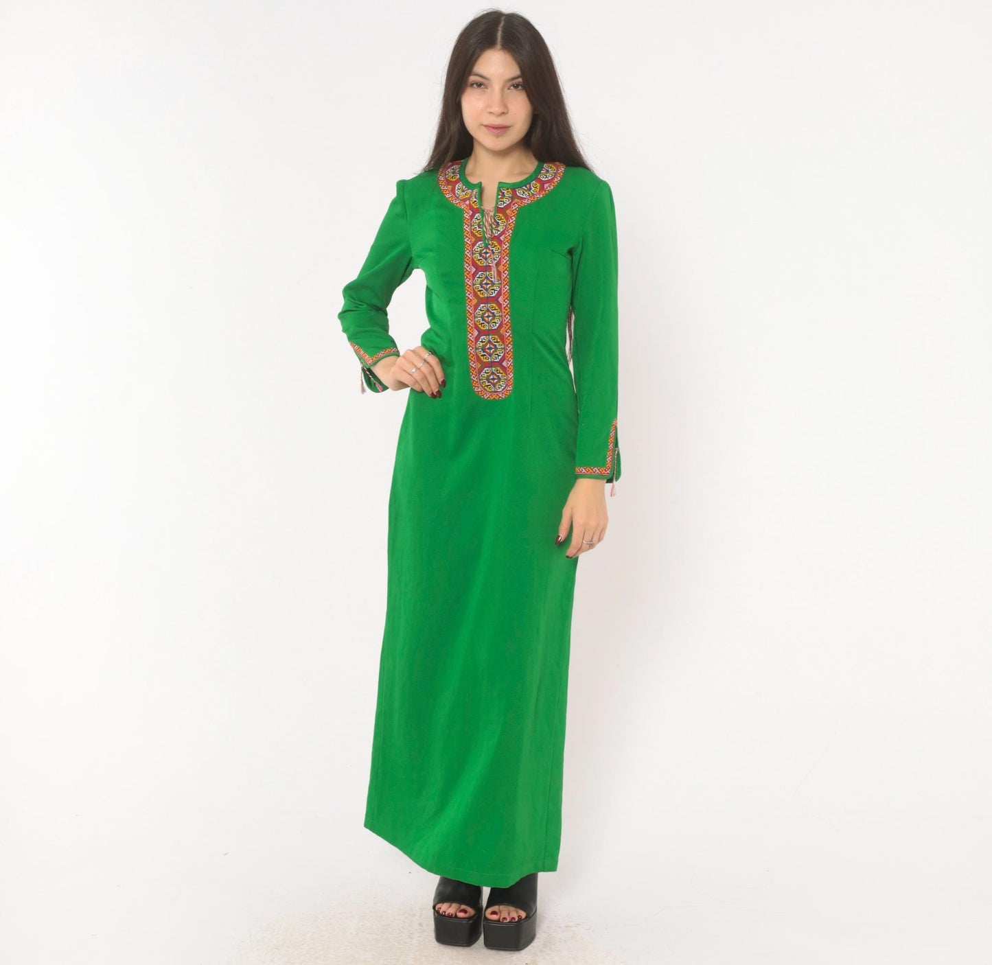 70s Emerald Green Maxi Dress Embroidered Neckline Long Sleeve Kaftan Extra Small XS