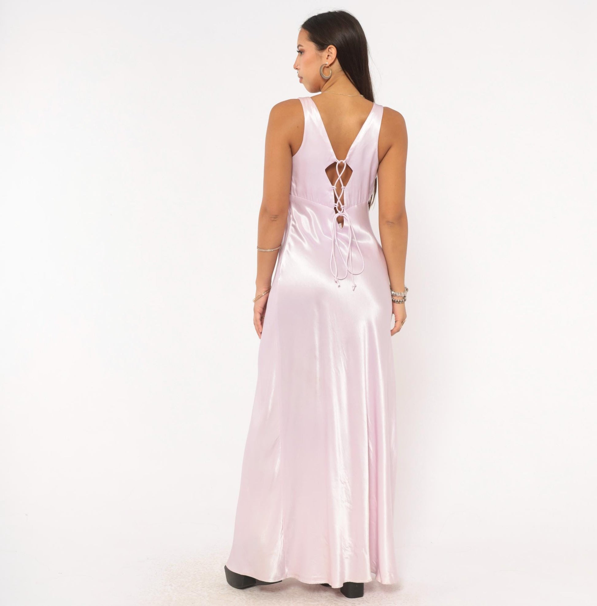90s Niki Originals Lilac Satin Maxi Gown Sweetheart Neckline Lace-Up Back Medium M