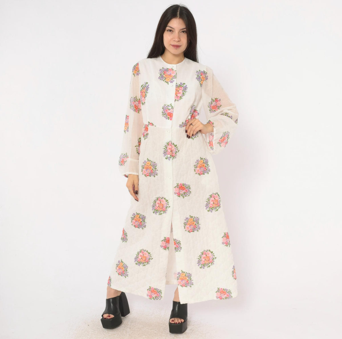 70s White Floral Quilted Maxi Dress Balloon Sleeve Button Front Small