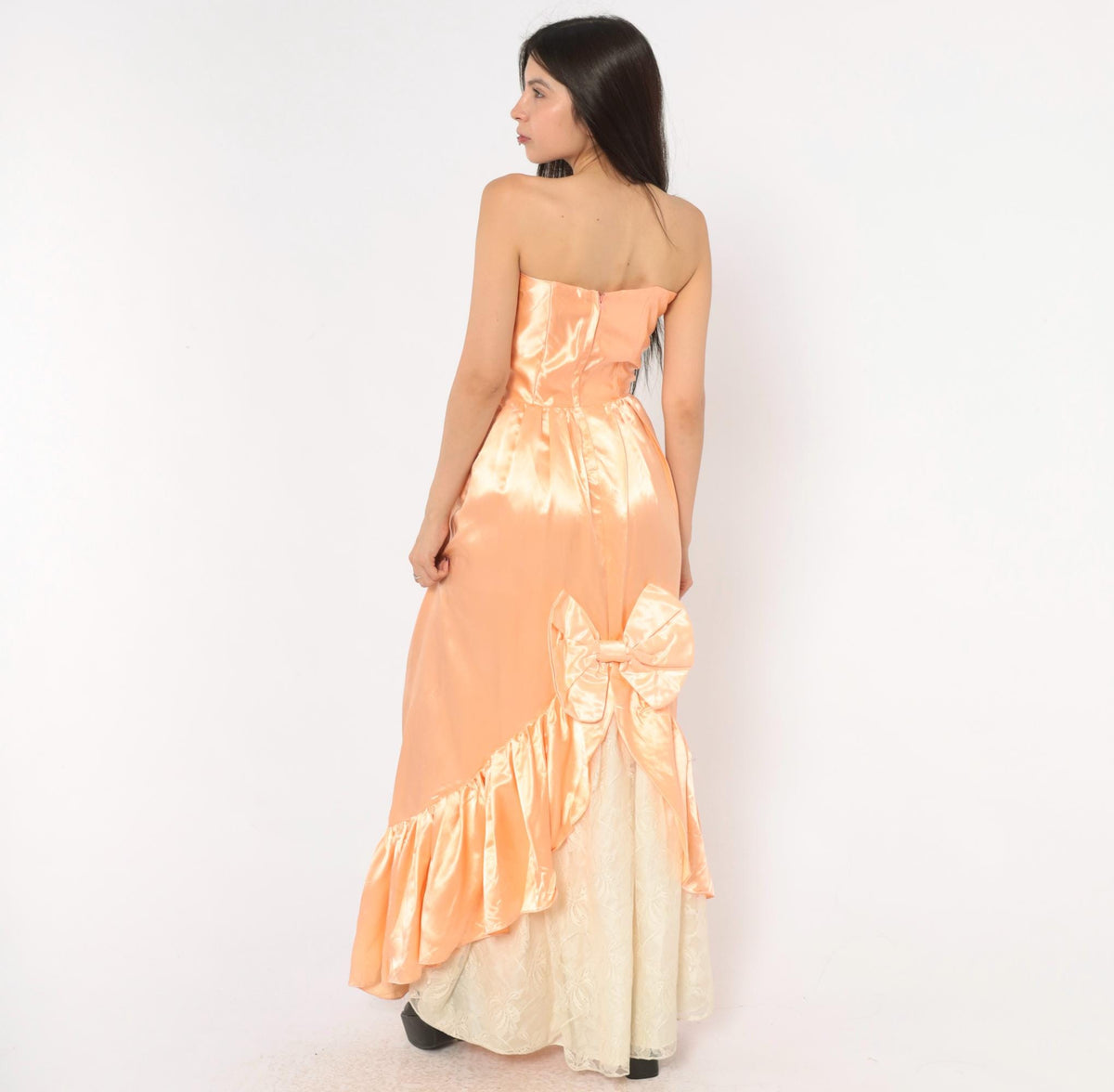 80s Peach Satin Strapless Maxi Gown Sweetheart Neckline Lace Bustle Small