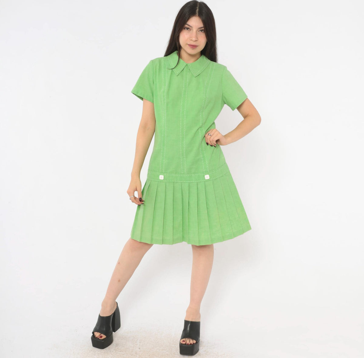60s Mod Lime Green Shift Dress Peter Pan Collar Pleated Skirt Medium M