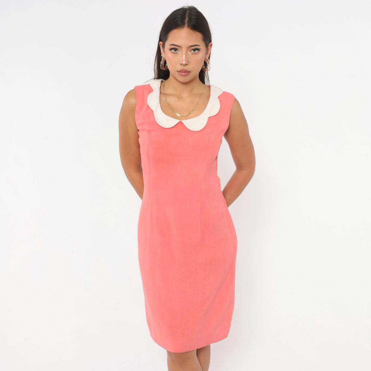 60s Coral Pink Shift Dress Scalloped Peter Pan Collar Knee Length Small