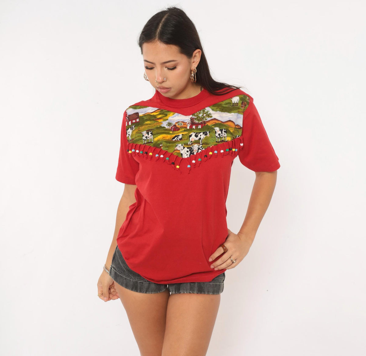 90s Jerzees Cow Print Red Cotton Tee Farm Scene Beaded Yoke Medium M