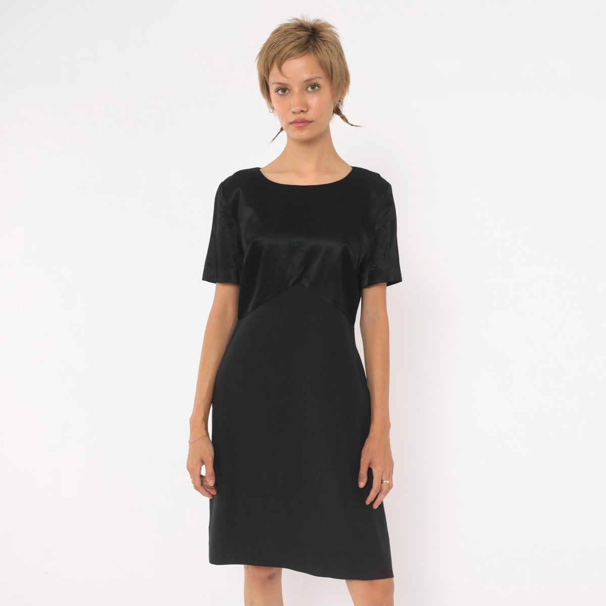 90s Black Satin Bodice Knee-Length Dress Short Sleeve Sheath Medium M