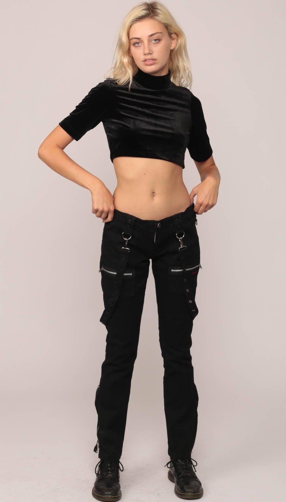 90s BCBG Black Velvet Crop Top High Neck Short Sleeve Small