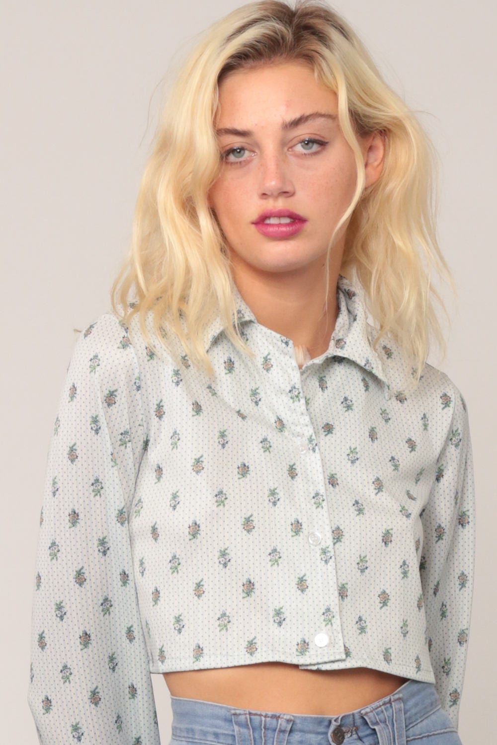 70s Floral Button-Up Crop Top Long Sleeve Blouse Blue White Small Medium