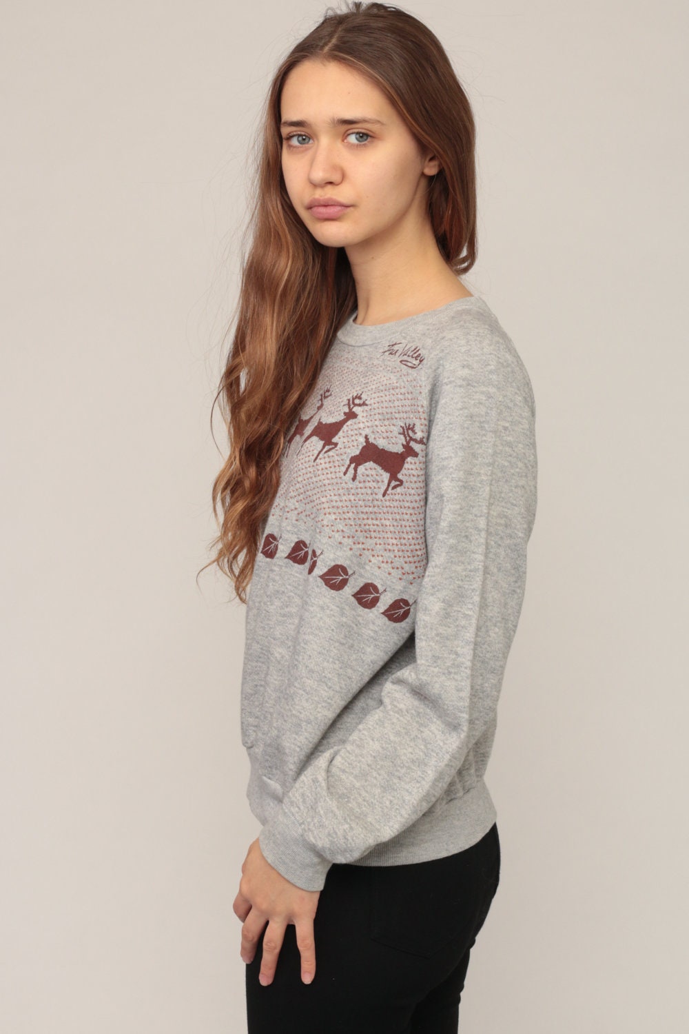 80s Deer Graphic Sweatshirt Unisex Pullover Cotton Blend Medium