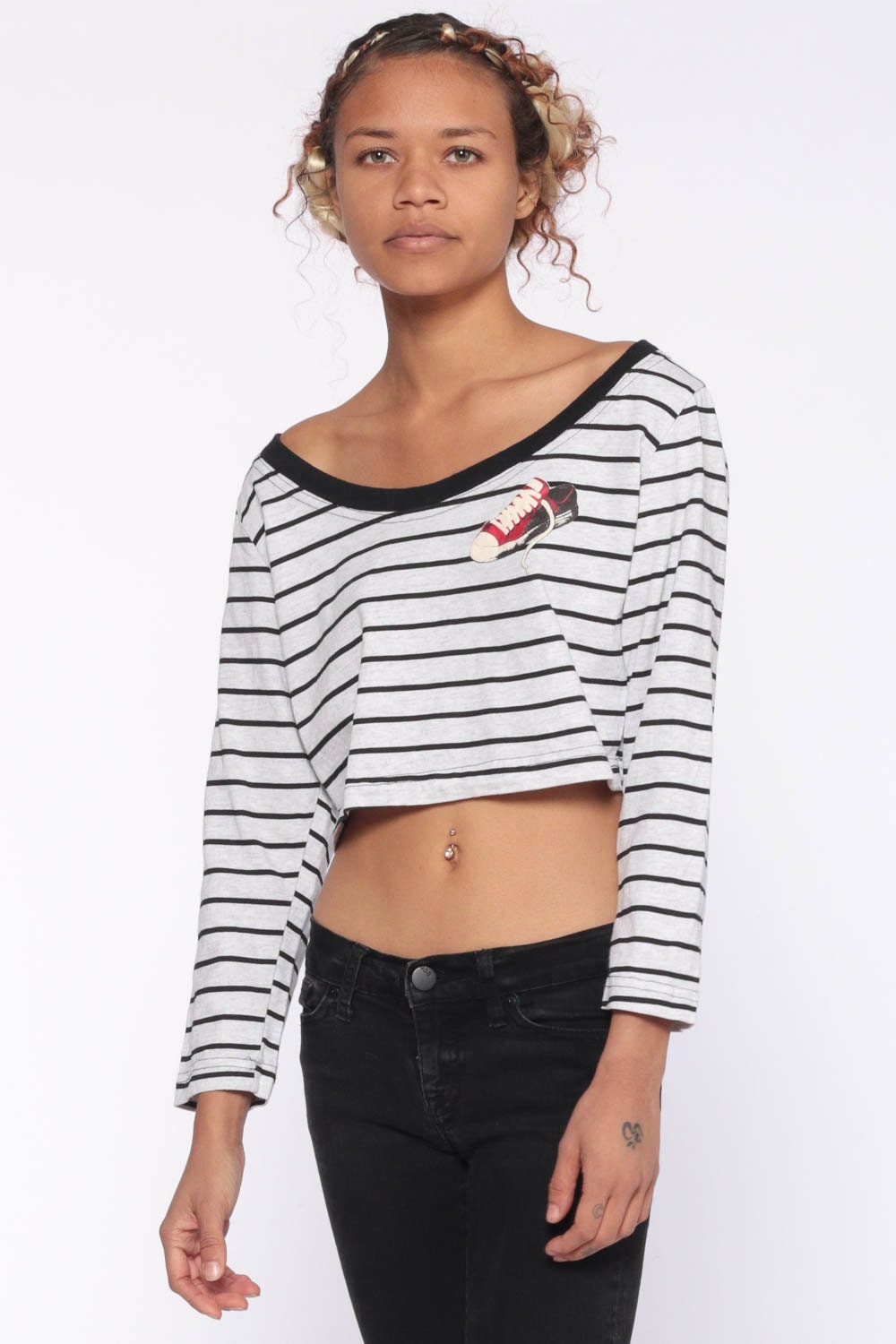 90s Striped Crop Top Long Sleeve Ringer Tee Grey Red Sneaker Print Large