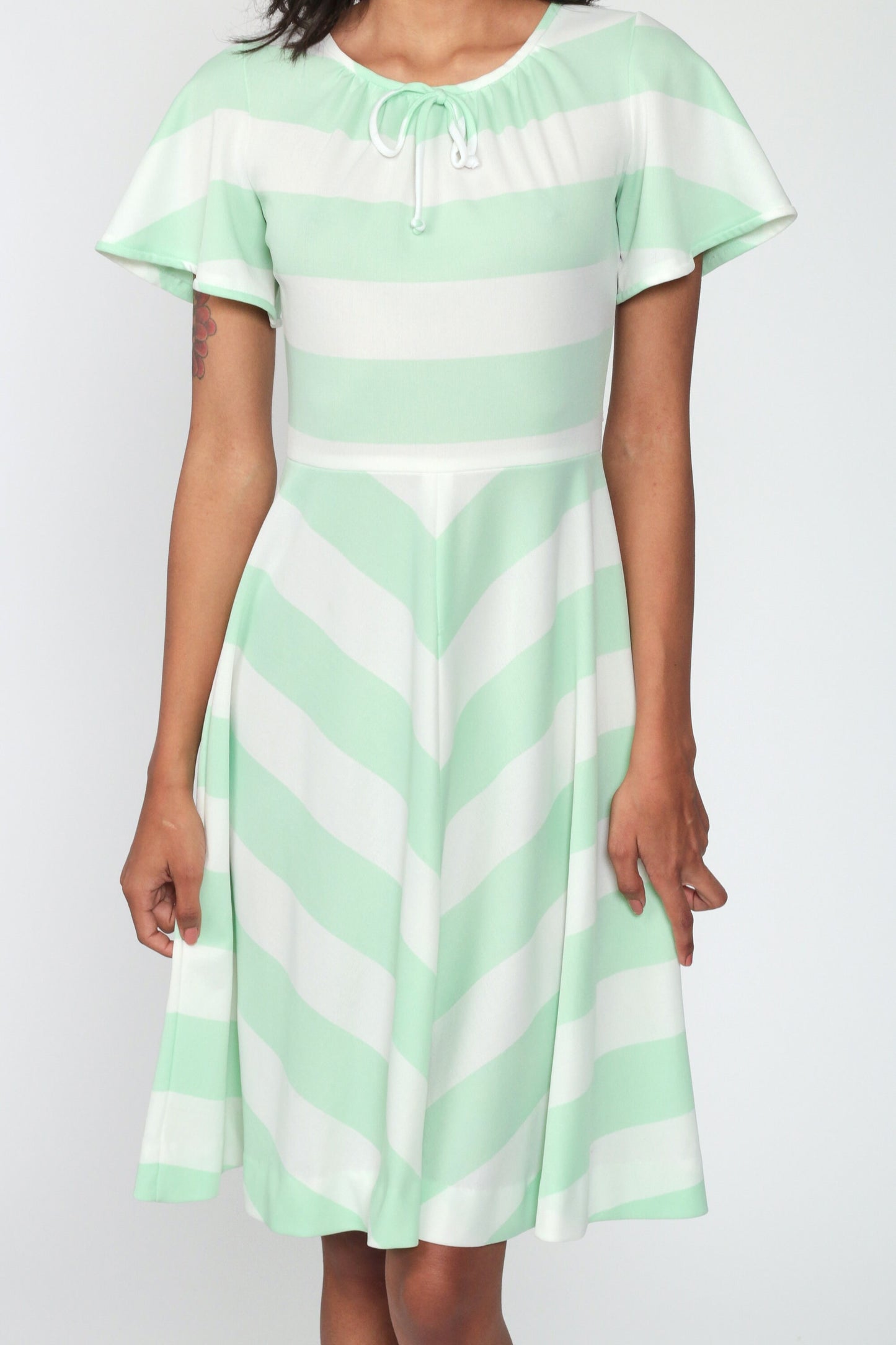 70s Chevron Stripe Midi Dress Green White Flutter Sleeve High Waist Extra Small
