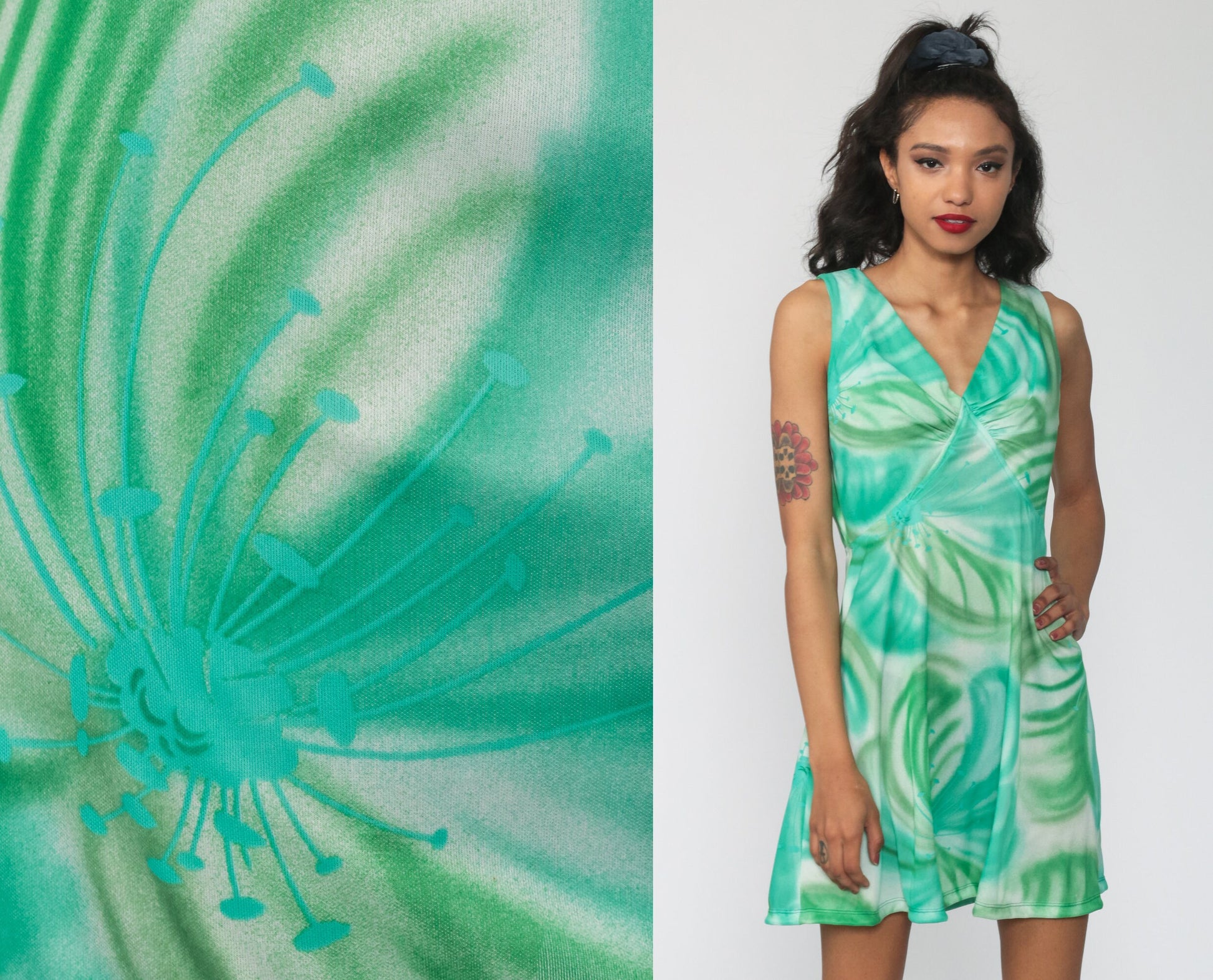 70s Green Floral Empire Waist Mini Dress Sleeveless V-Neck Medium