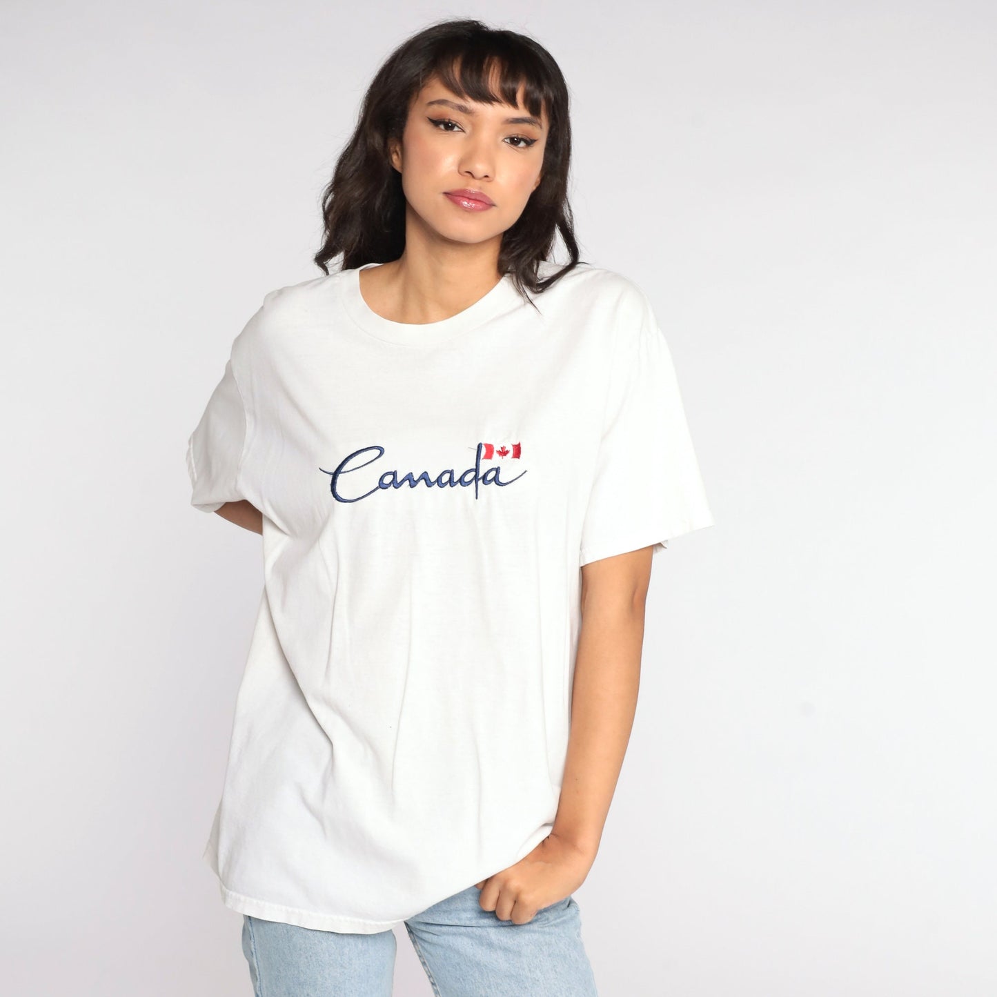 90s Canada Graphic T-Shirt White Embroidered Print Tee Large L