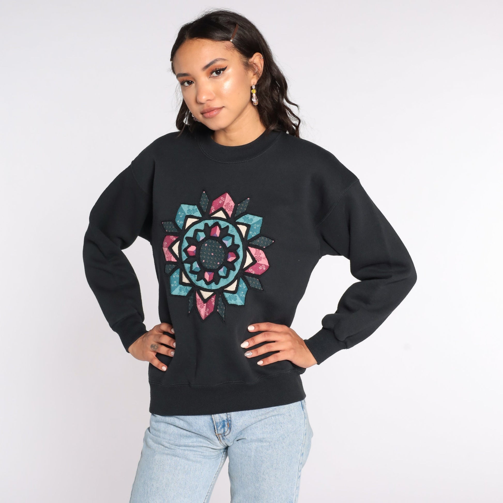 80s Mandala Geometric Print Sweatshirt Black Crewneck Pullover Medium