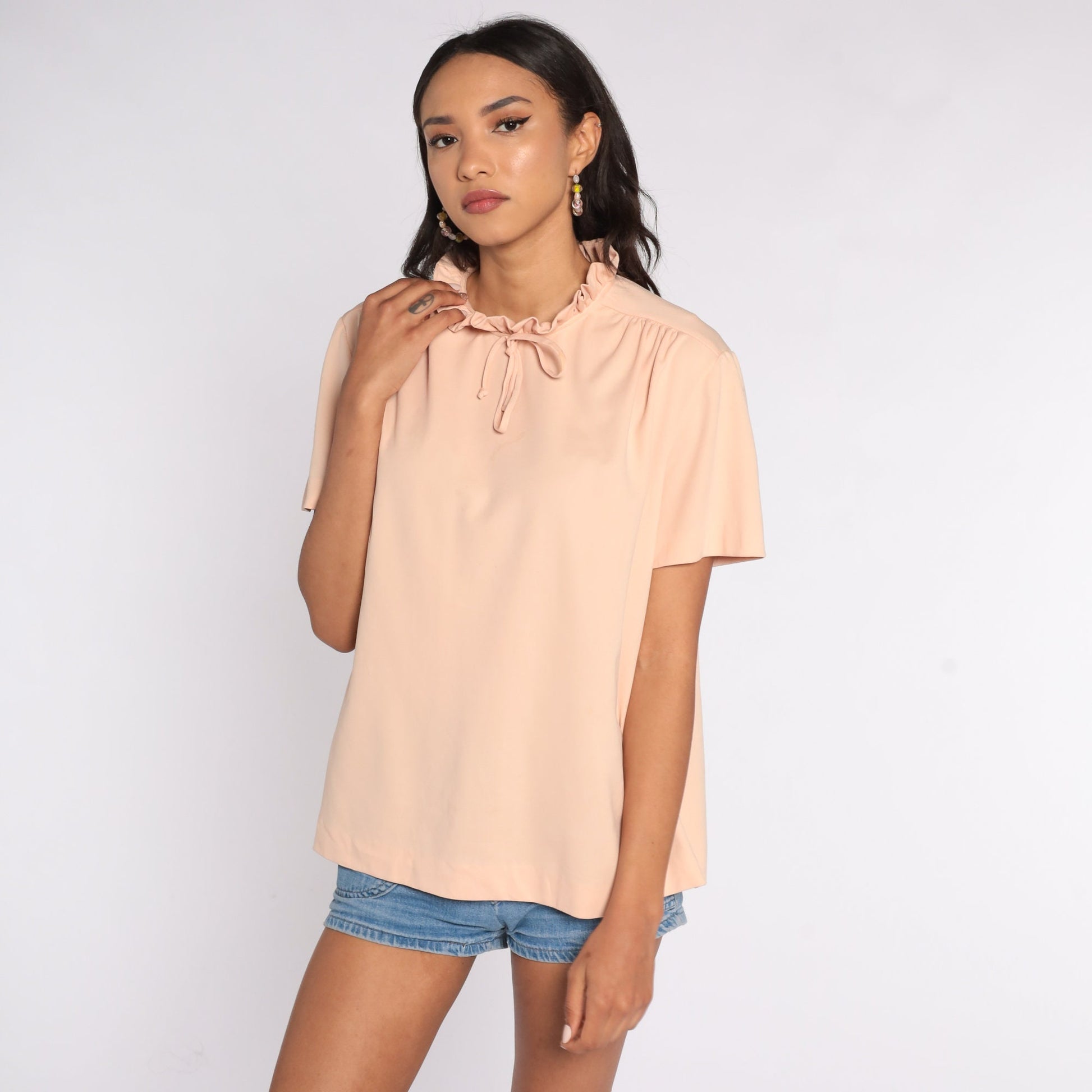 70s Peach Ruffle Neck Blouse Short Sleeve Polyester Shirt Extra Large XL