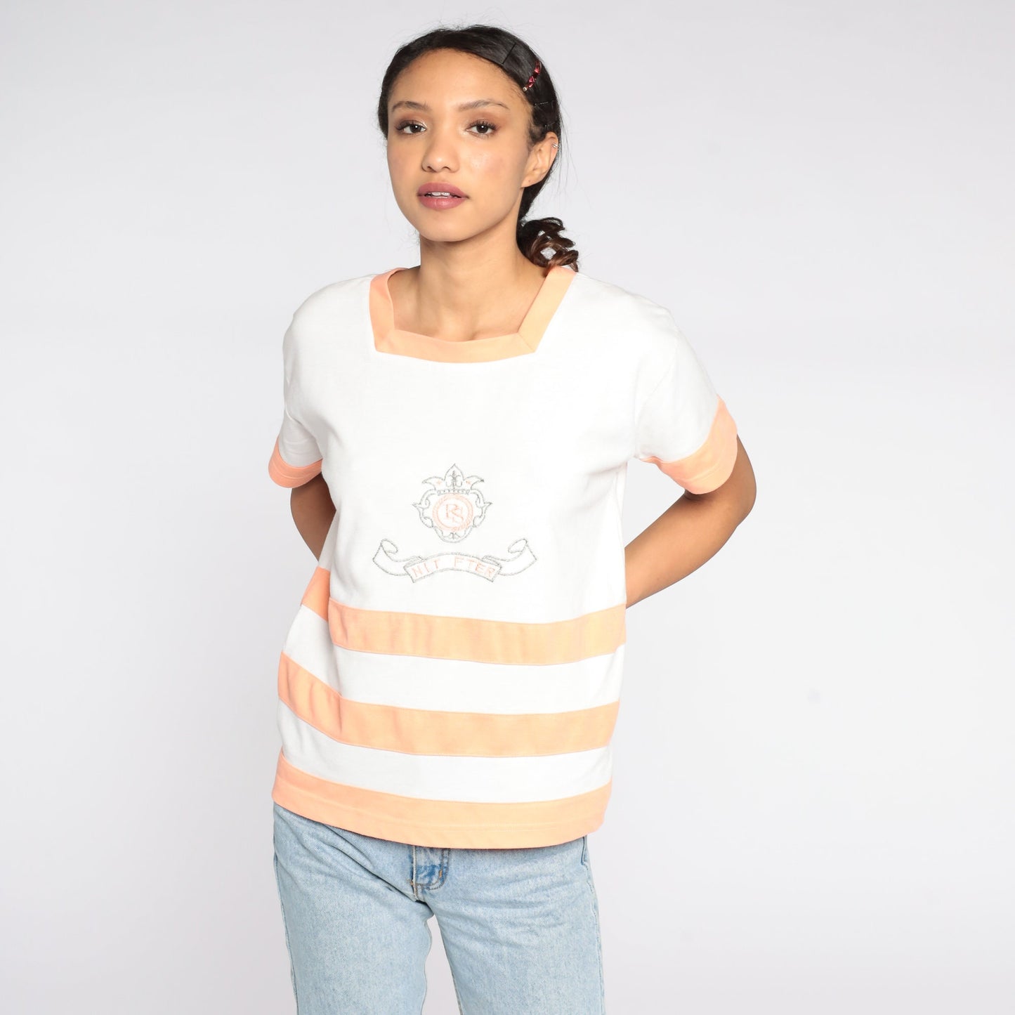 80s Embroidered Crest T-Shirt White Peach Striped Cotton Tee Large L