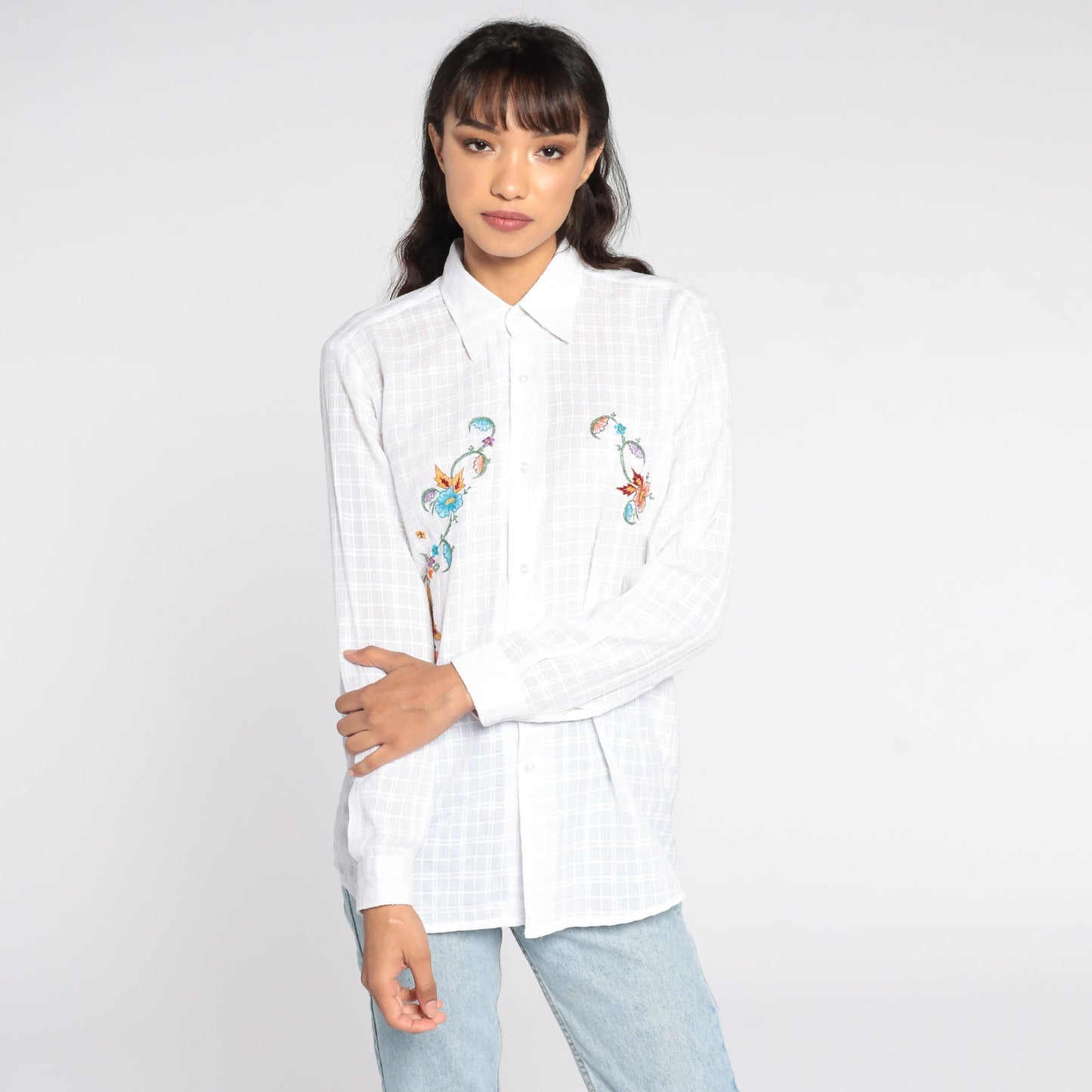 80s White Floral Embroidered Button-Up Blouse Long Sleeve Medium