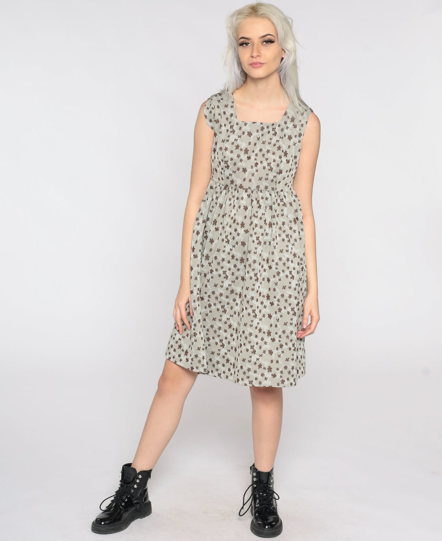 70s Taupe Floral Mini Dress Empire Waist Sleeveless Small