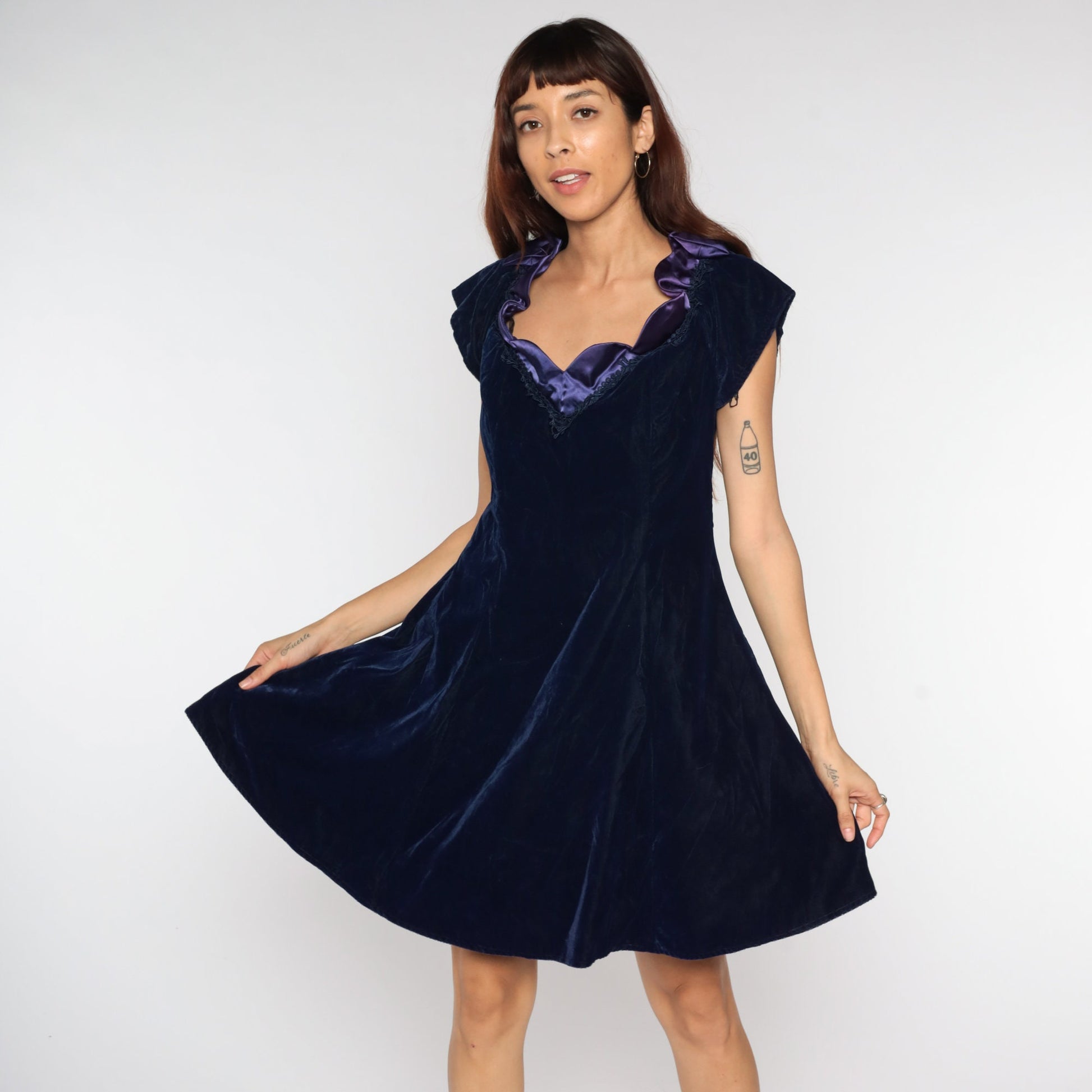 80s Navy Velvet Mini Dress Purple Ruffle Collar Cap Sleeve Medium