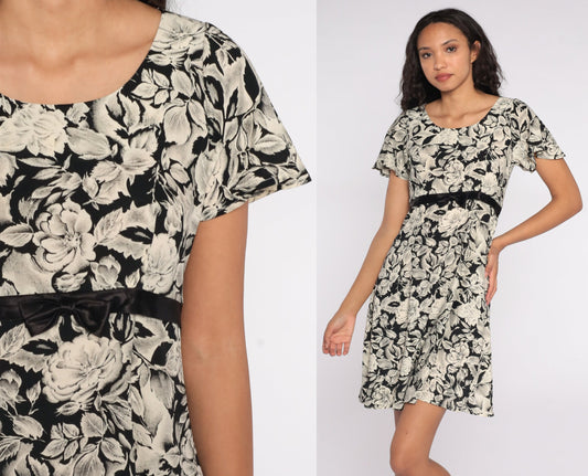 90s Floral Mini Dress Flutter Sleeve Black Off-White Empire Waist Small