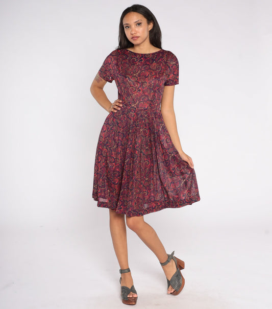 1960s Purple Paisley Midi Dress Full Skirt High Waist Short Sleeve Small