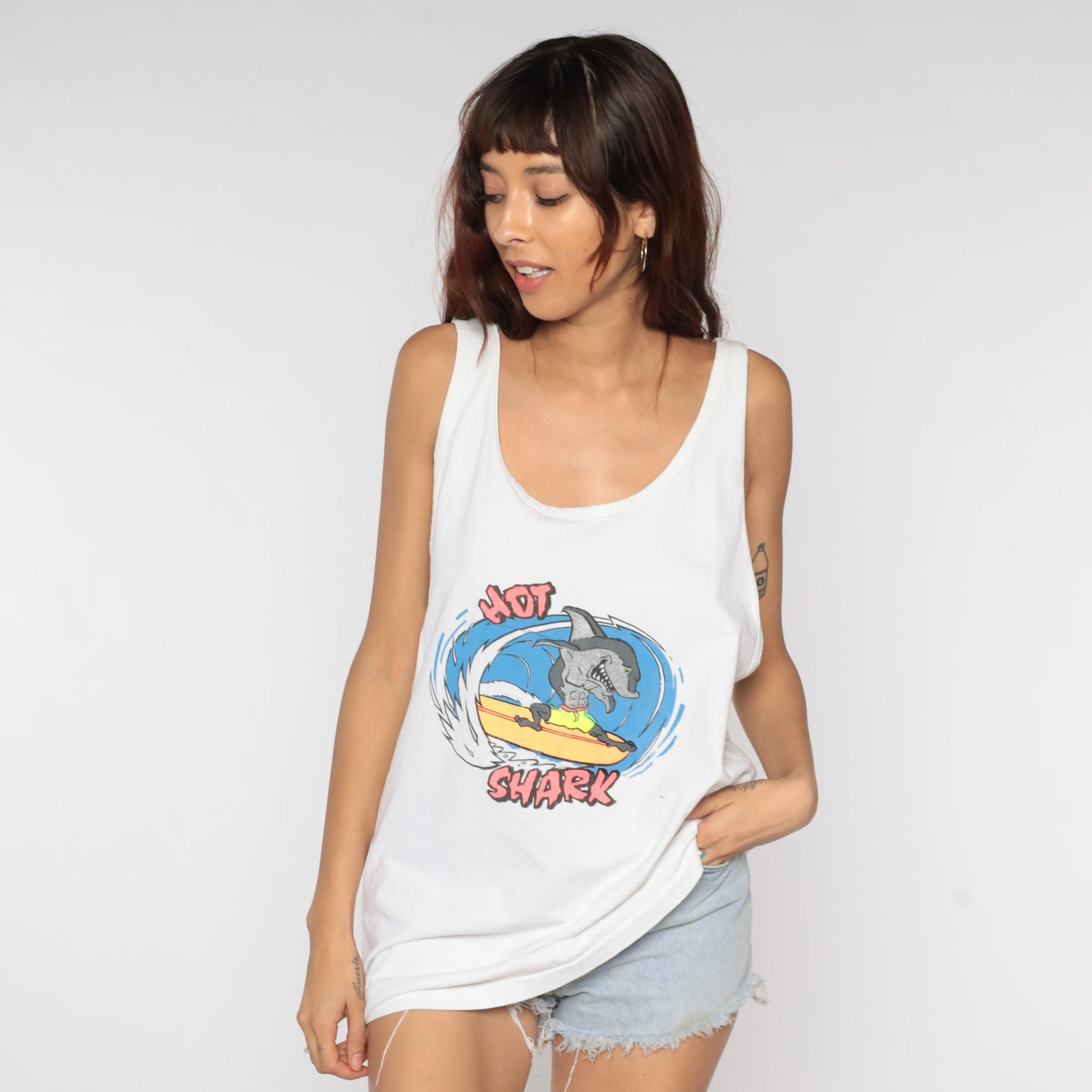 90s Hot Shark Surfing Graphic Tank Top White Extra Large XXL