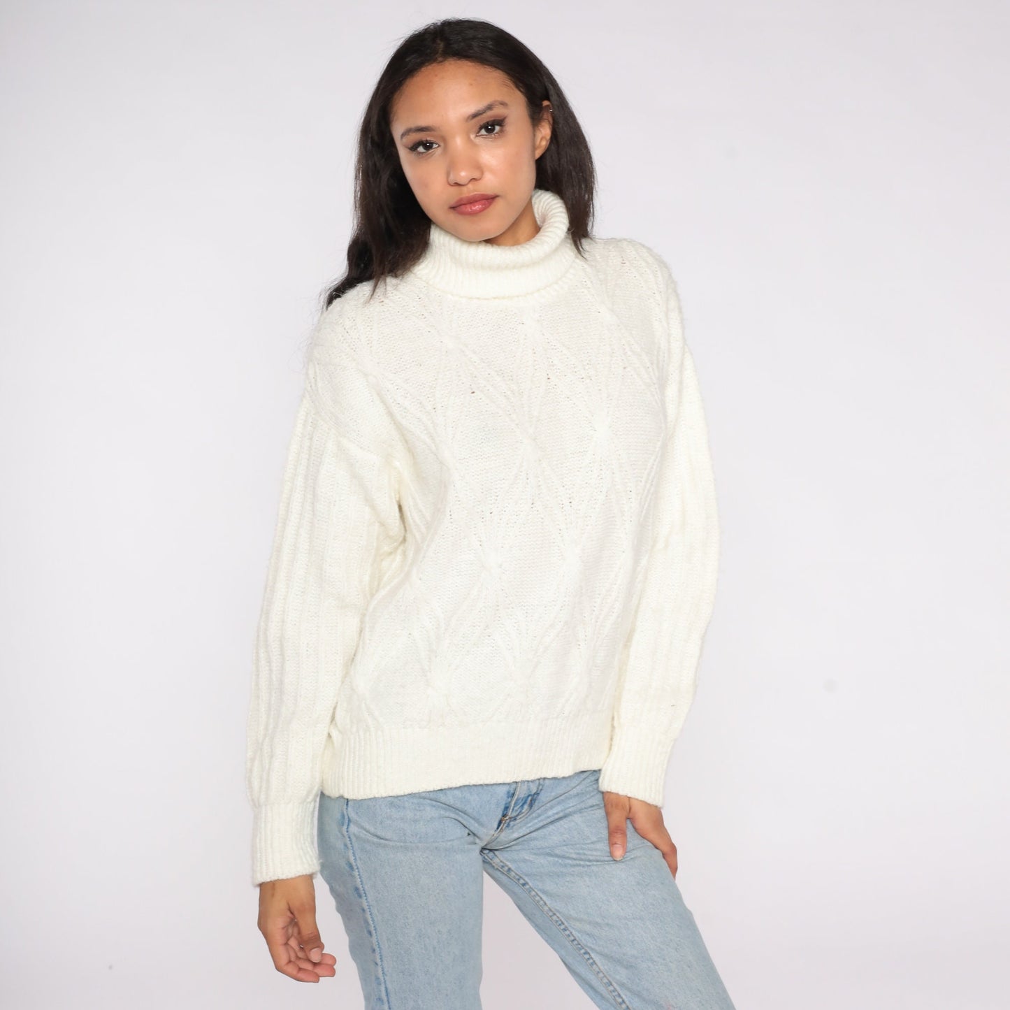 90s White Turtleneck Sweater Angora Blend Textured Pullover Medium