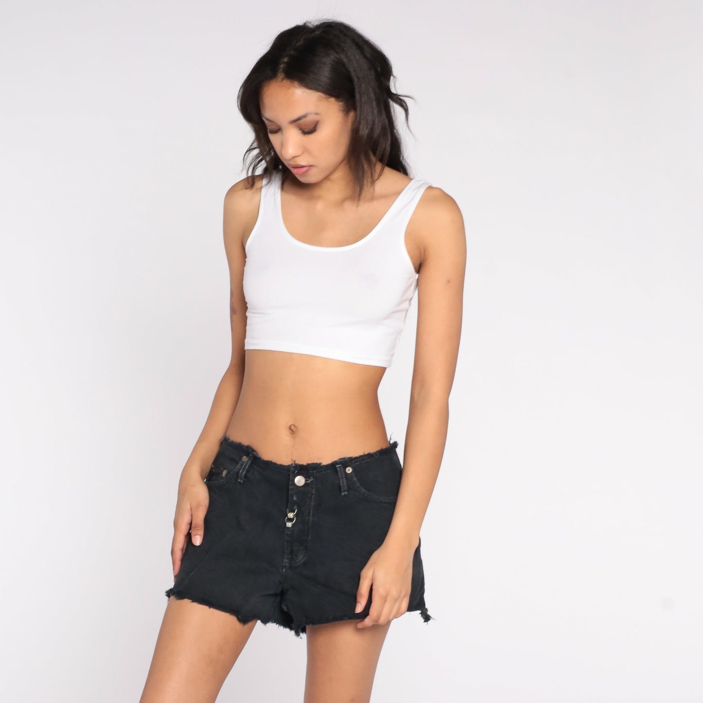 Y2K LEI Black Denim Cutoff Shorts Flower Bead Mid Rise Medium M