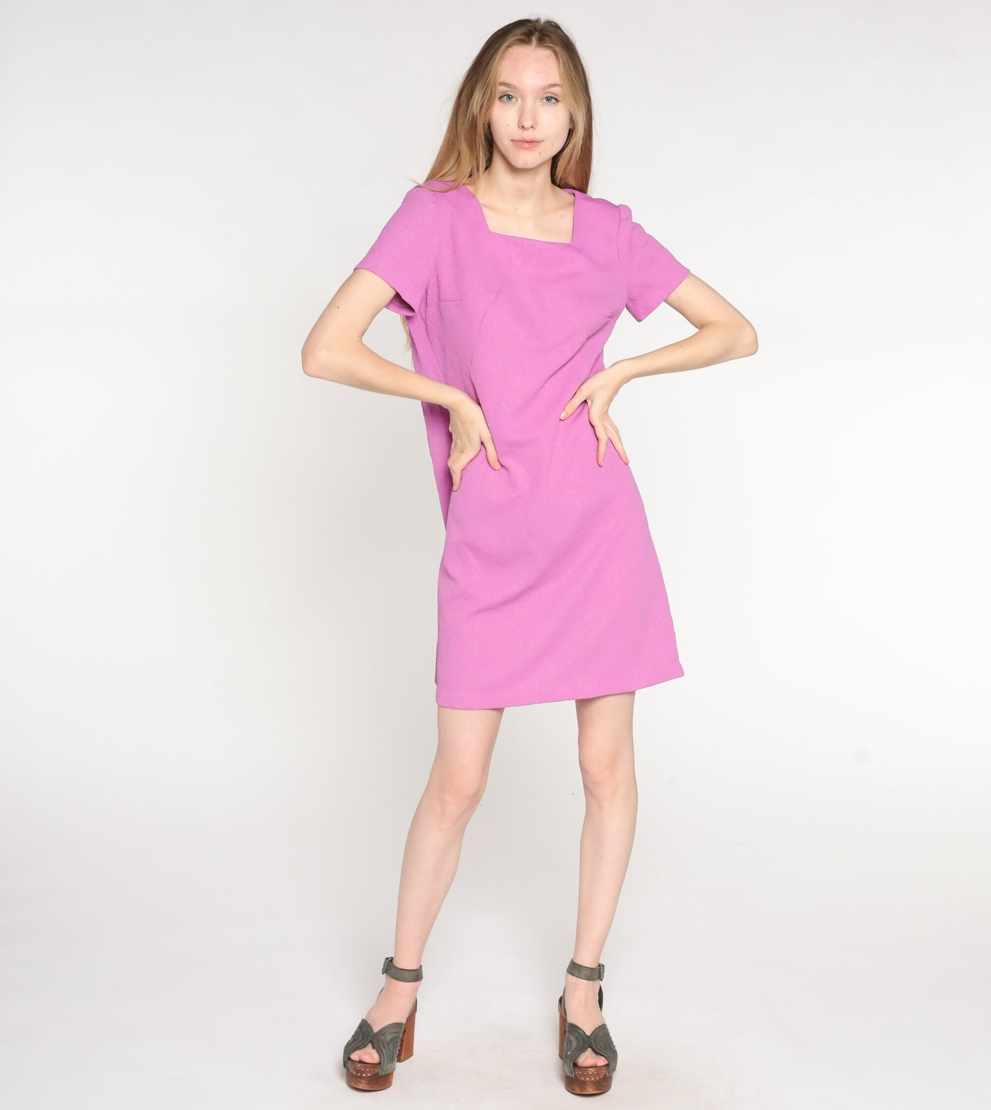 60s Mod Mini Shift Dress Lavender Textured Short Sleeve Medium