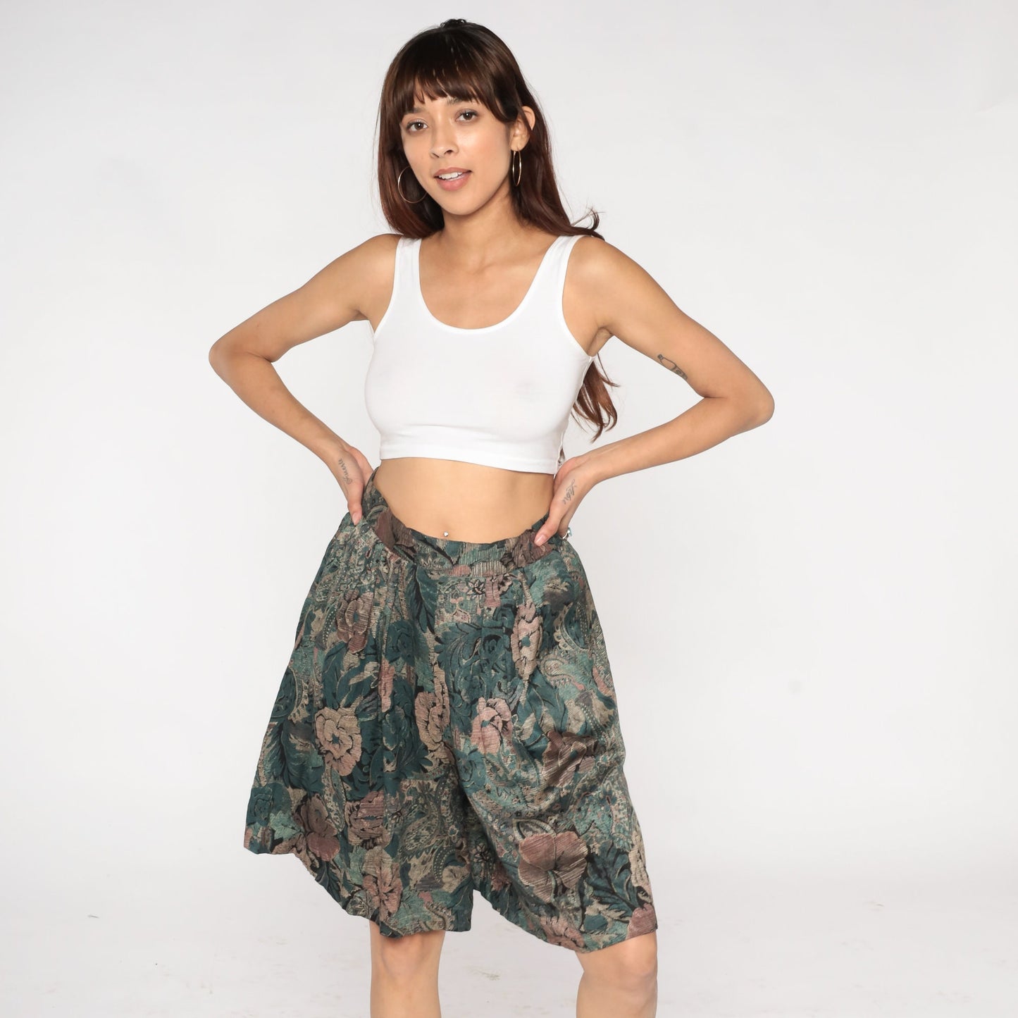 90s Floral Tapestry Pleated Shorts High Waist Wide Leg Medium M