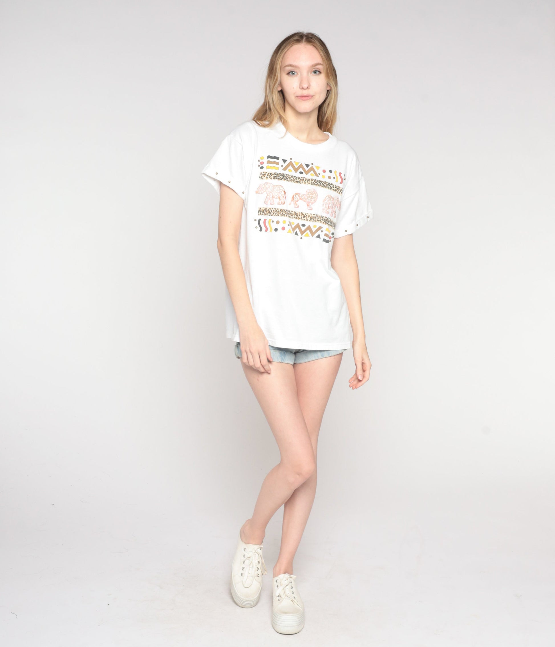 Y2K Safari Animal Studded Graphic T-Shirt White Embroidered Elephant Lion Medium Large