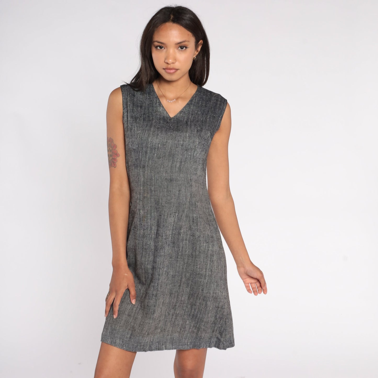 60s Grey Twill Shift Dress V Neck Sleeveless Mini Small S