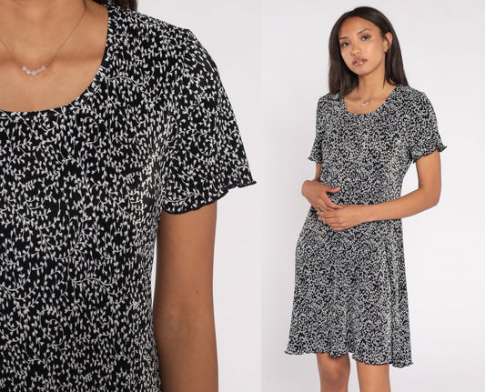 90s Black White Vine Print Mini Dress Shift Short Sleeve Medium