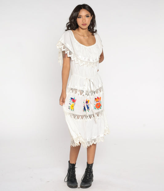 90s White Floral Embroidered Midi Dress Butterfly Lace Tiered Peasant Large