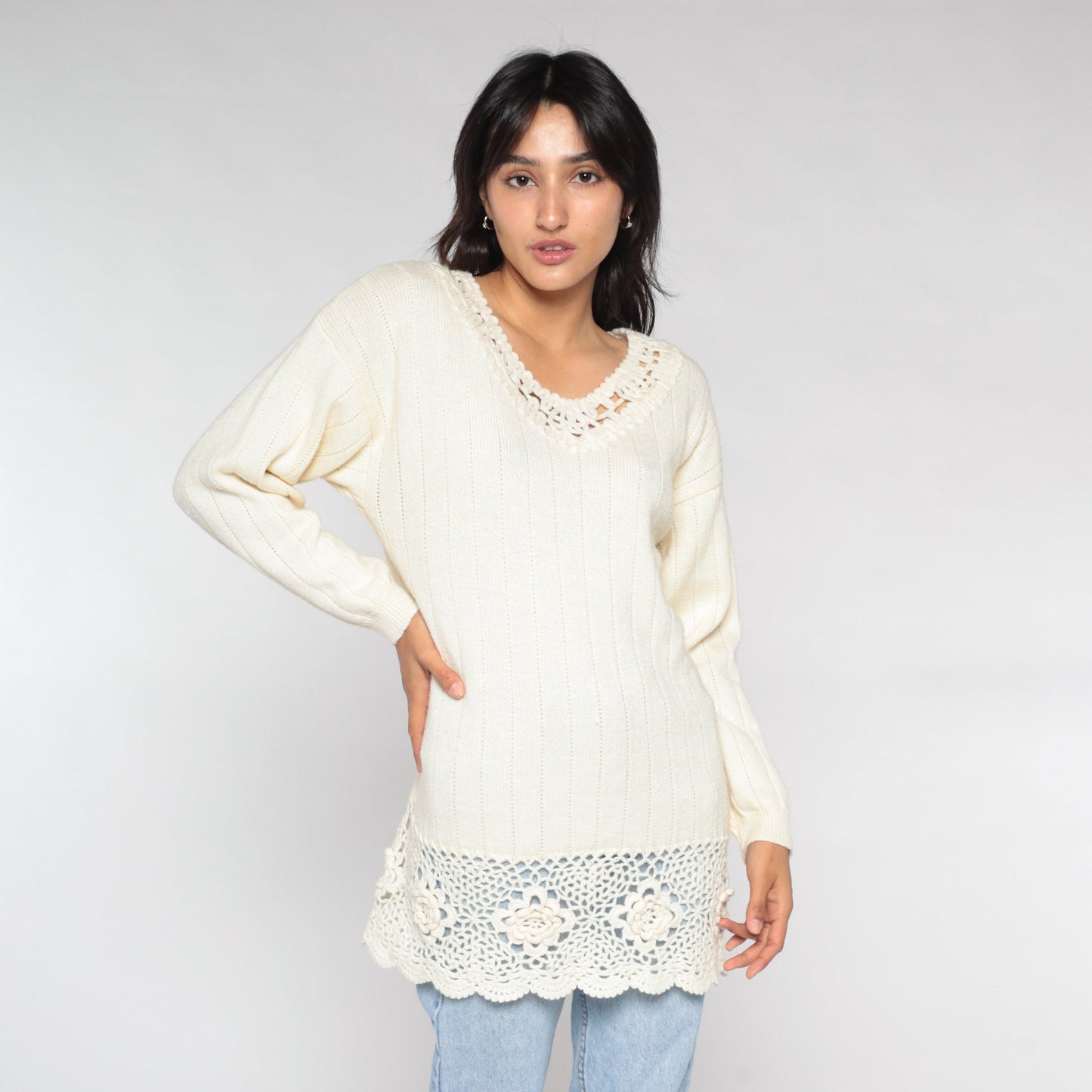90s Cream Wool Blend Crochet Floral Sweater V-Neck Pullover Medium