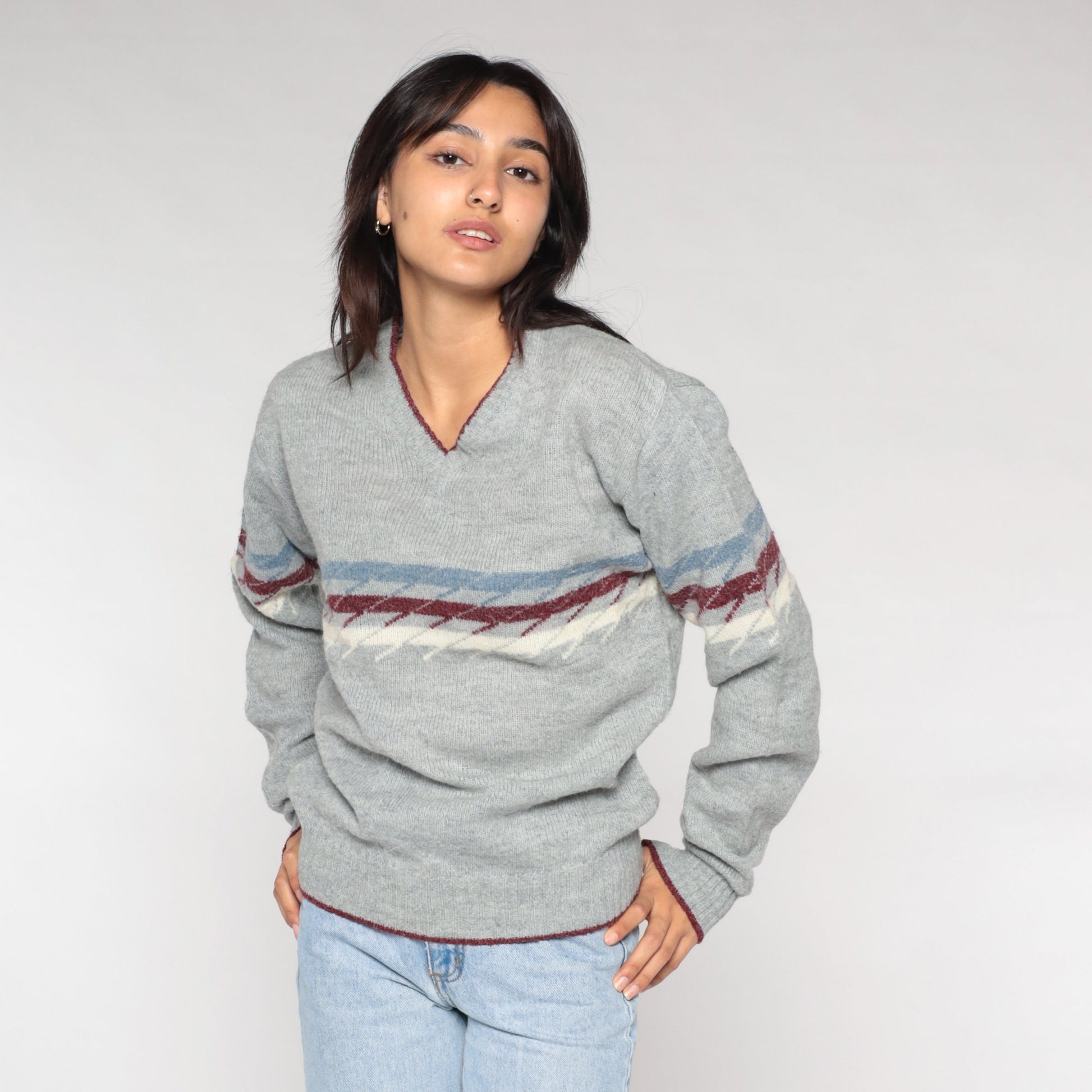 70s Saturdays In California V-Neck Striped Knit Sweater Grey Burgundy Medium