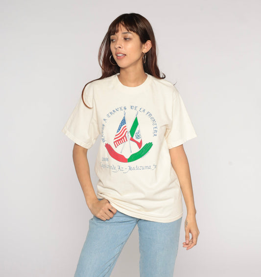 Y2K Manos a Través de la Frontera Graphic Tee Off-White Cotton Medium M