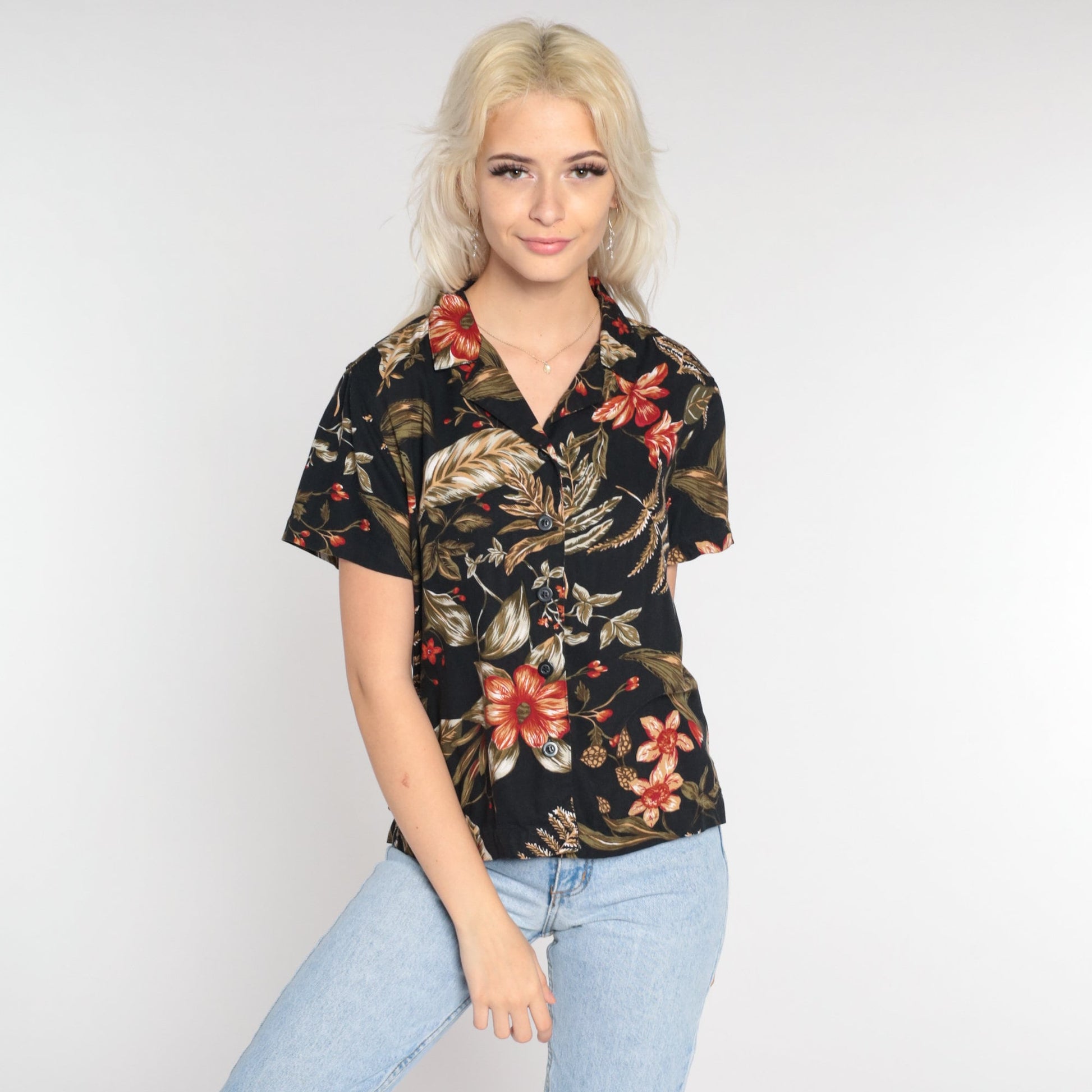 Y2K Black Floral Button-Up Blouse White Stag Short Sleeve Collared Top Small