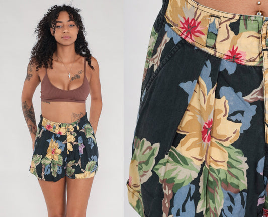 90s Lizwear Tropical Floral Pleated Shorts Black High Waist Extra Small
