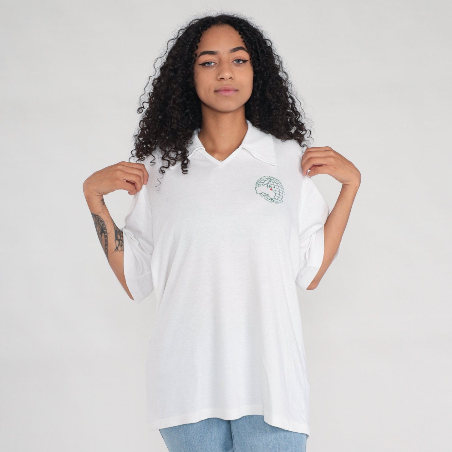 90s Horizons in Gastroenterology Port Douglas Australia Graphic Tee White Extra Large