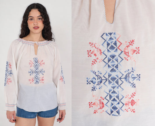80s White Embroidered Peasant Blouse Keyhole Drawstring Neckline Small Medium